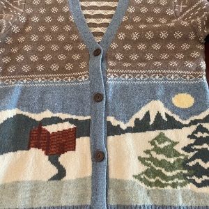 Woolrich button down sweater with beautiful winter scene- excellent condition